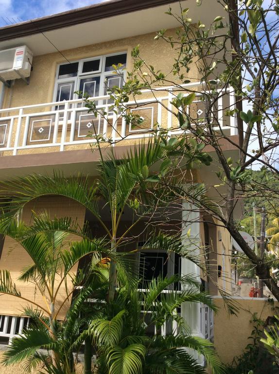 La Casa Mia Guesthouse La Gaulette Zewnętrze zdjęcie